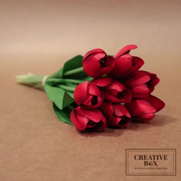 Piros tulipán csokor